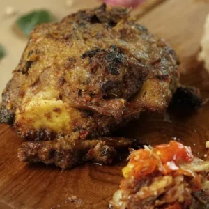 AYAM BETUTU