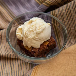 SORGHUM BROWNIES IN GELATO